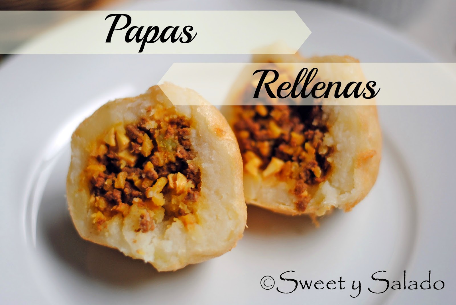 Colombian Papas Rellenas (Potato Turnovers)