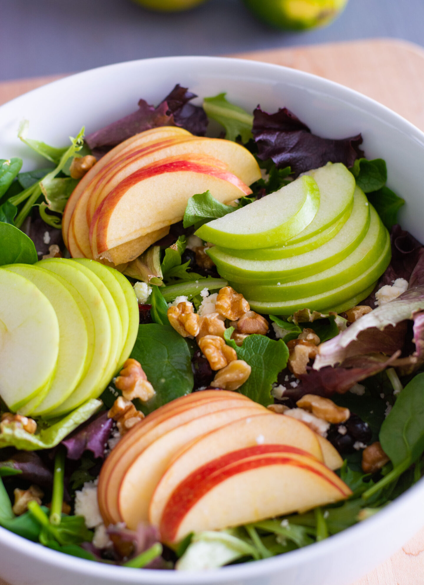 Ensalada de Manzanas Con Nueces